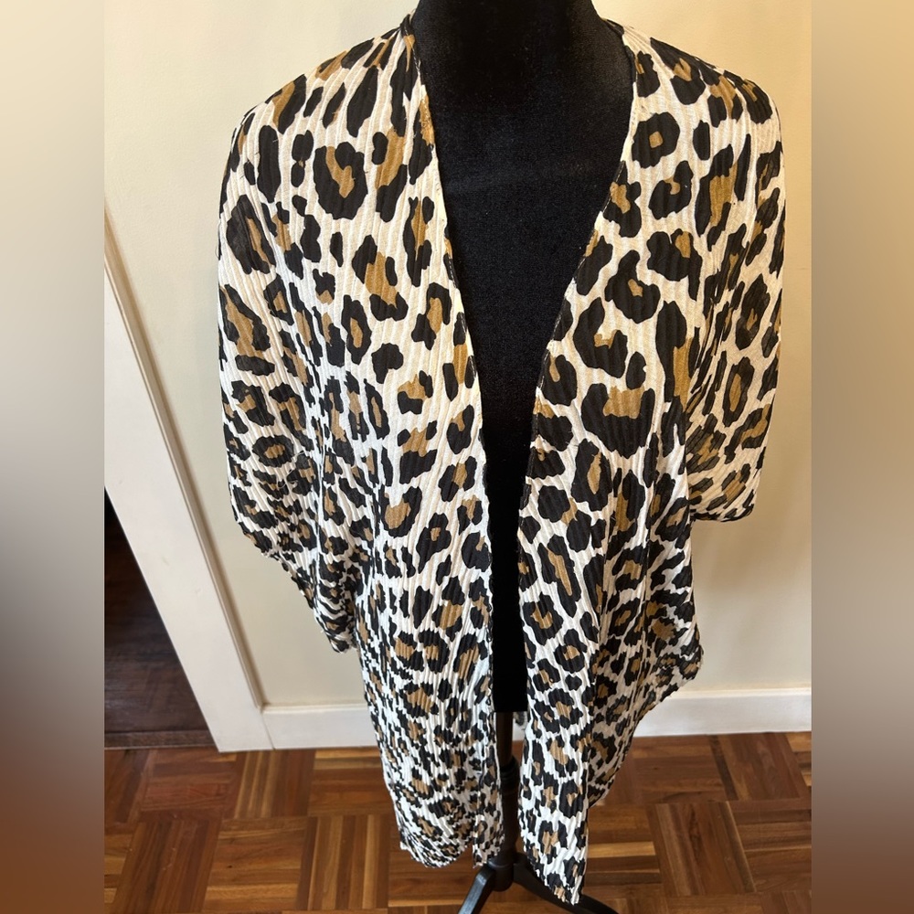 Jane & Berry Swim cover up | Long flowing open Cheetah print cover up